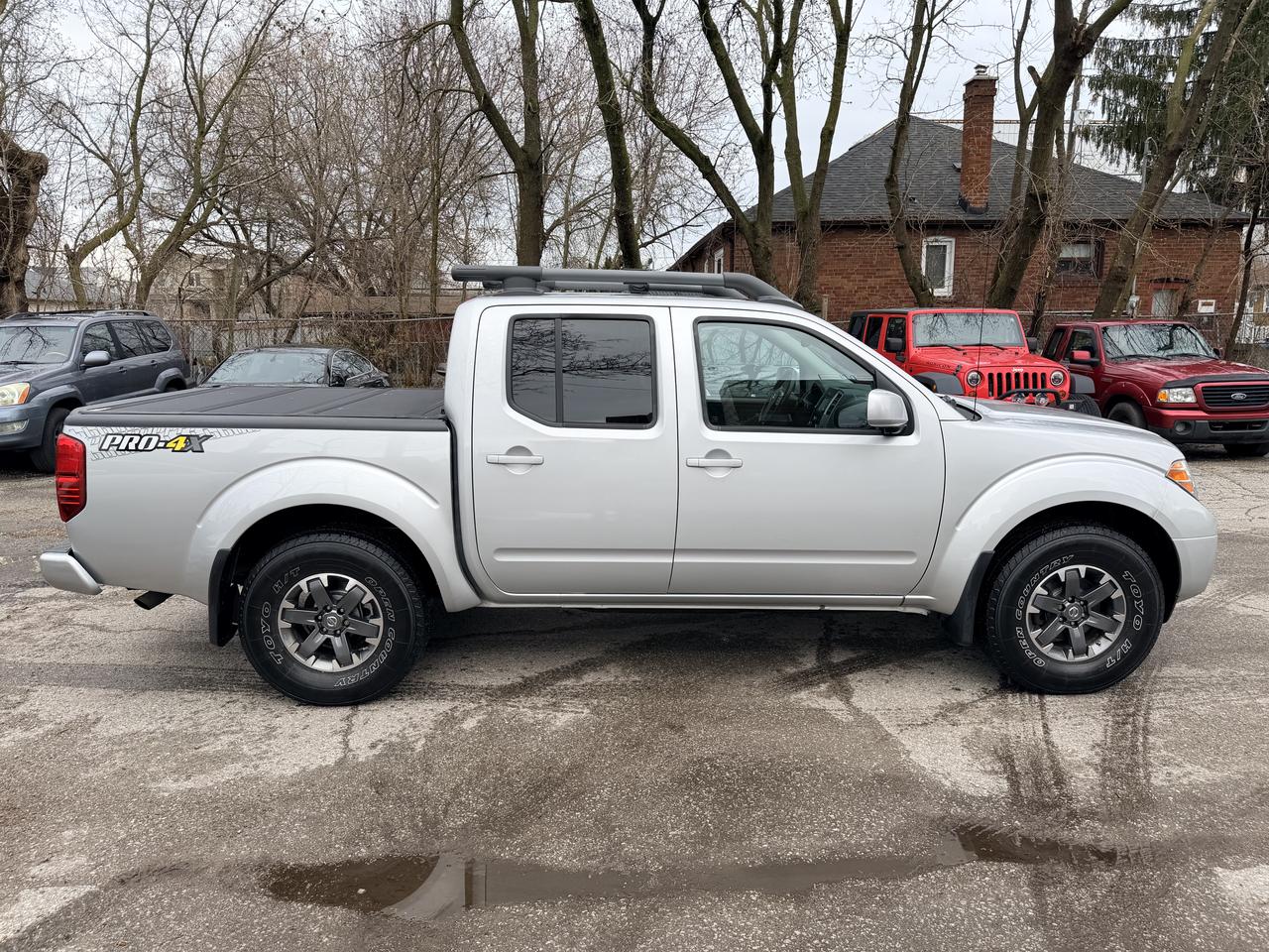 2017 Nissan Frontier Pro-4X CREWCAB! LOADED! - 4X4 Photo