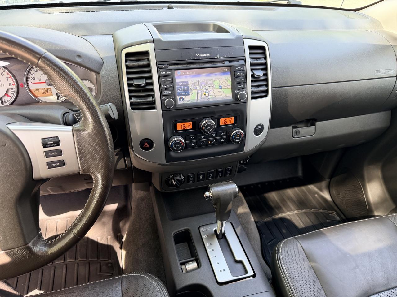 2017 Nissan Frontier PRO-4X | CREW | NAV | LEATHER Photo