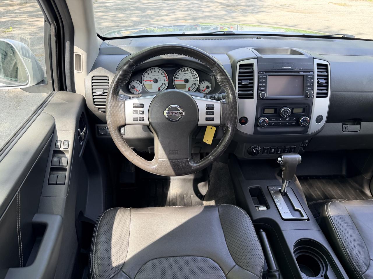 2017 Nissan Frontier PRO-4X | CREW | NAV | LEATHER Photo