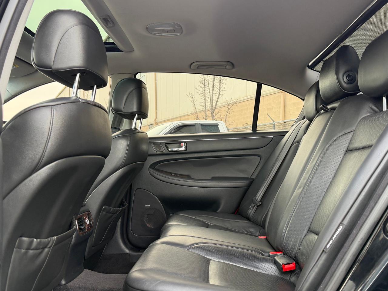 2010 Hyundai Genesis w/Technology Pkg **DEALER SERVICED** Photo