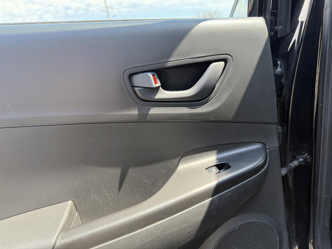 2019 Hyundai KONA Essential Photo