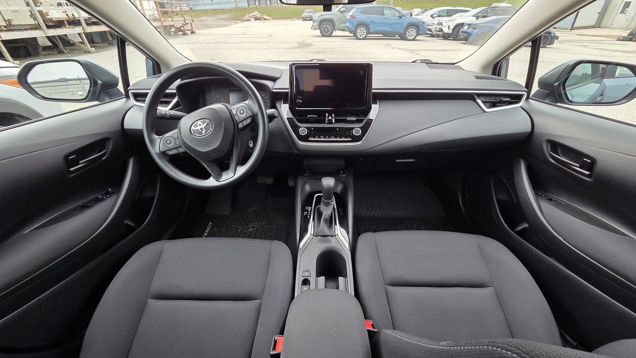 2024 Toyota Corolla LE Photo