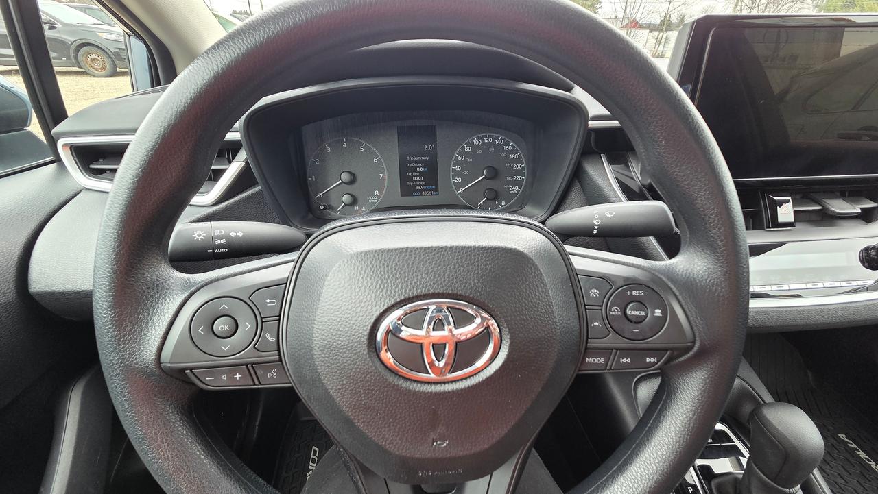 2024 Toyota Corolla LE Photo