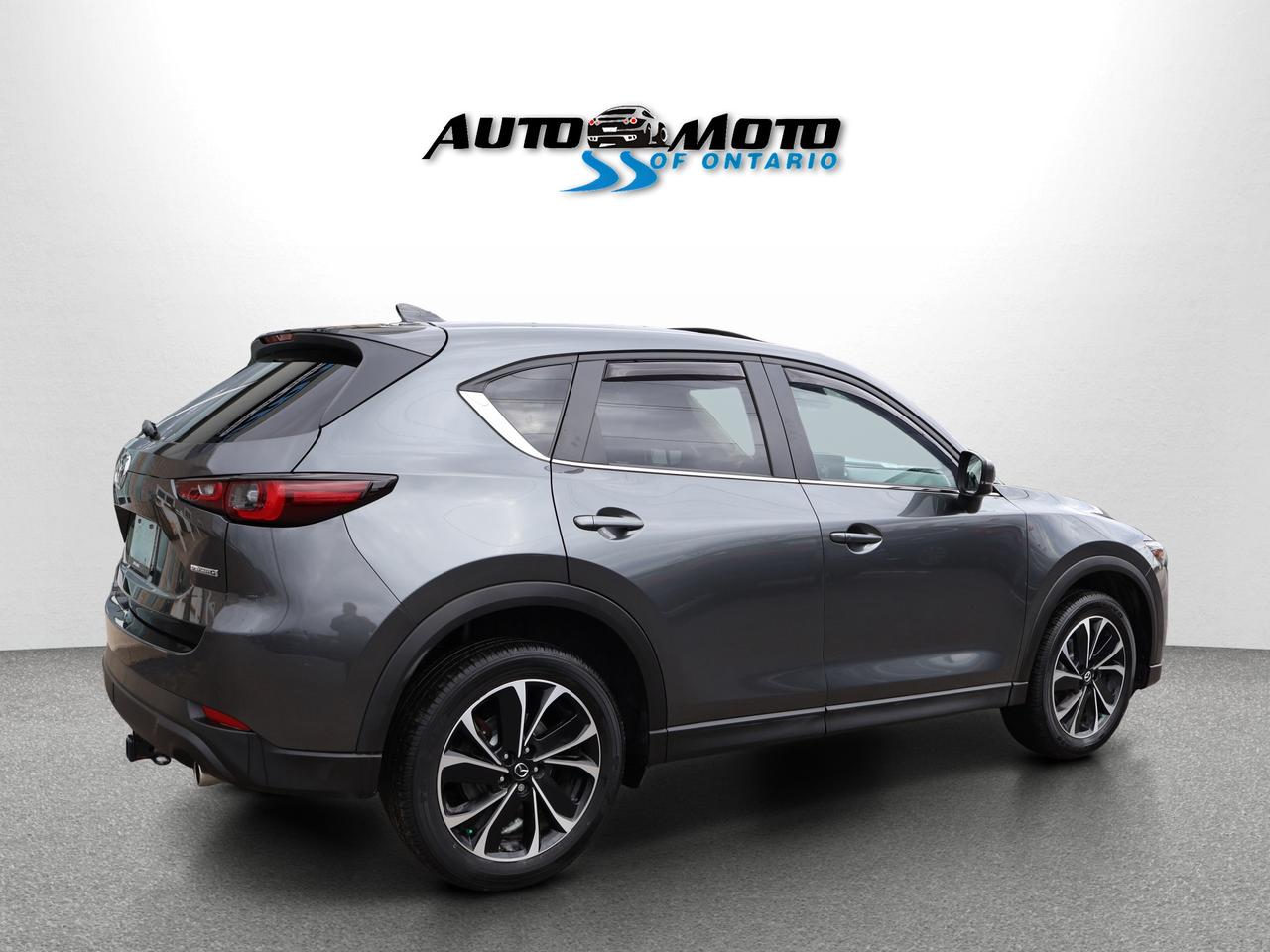 2022 Mazda CX-5 GS AWD CERTIFIED *1 OWNER*ACCIDENT FREE*2nd WINTER* CAMERA BLUETOOTH LEATHER HEATED SEATS SUNROOF CRUISE ALLOYS Photo