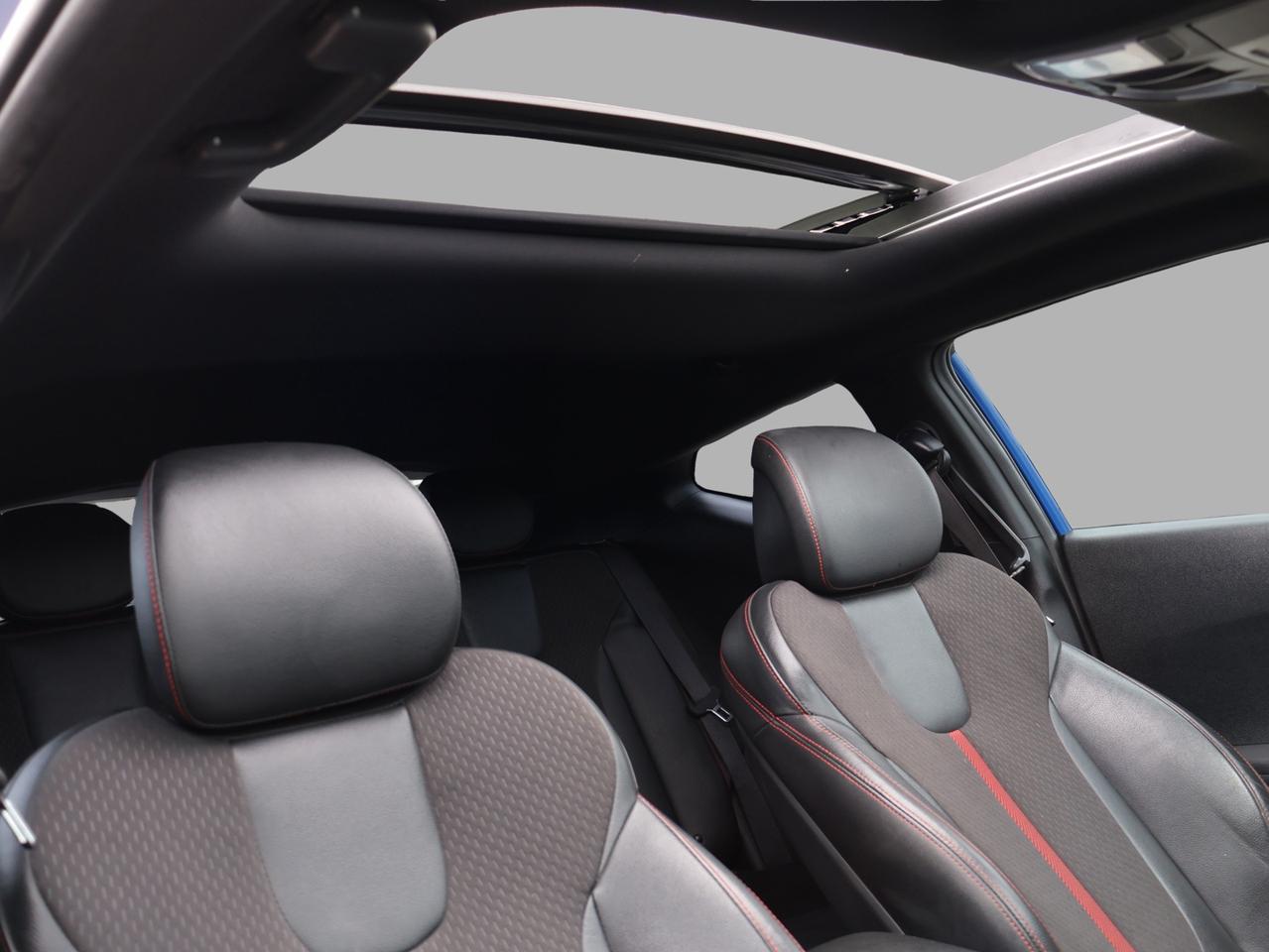 2019 Hyundai Veloster TURBO 6SPEED/SHIFT CERTIFIED *ACCIDENT FREE* CAMERA BLUETOOTH LEATHER HEATED SEATS SUNROOF CRUISE ALLOYS Photo