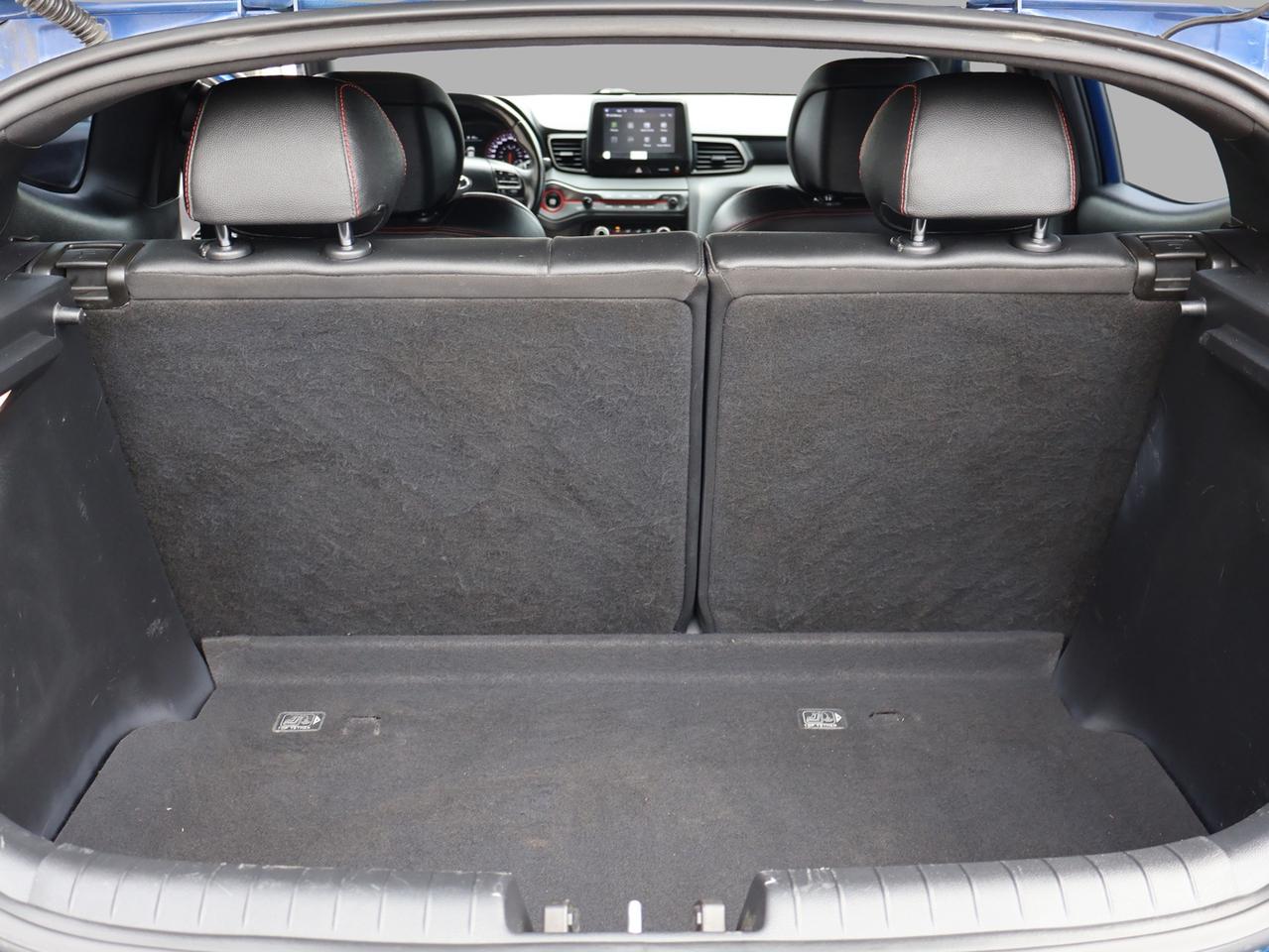 2019 Hyundai Veloster TURBO 6SPEED/SHIFT CERTIFIED *ACCIDENT FREE* CAMERA BLUETOOTH LEATHER HEATED SEATS SUNROOF CRUISE ALLOYS Photo