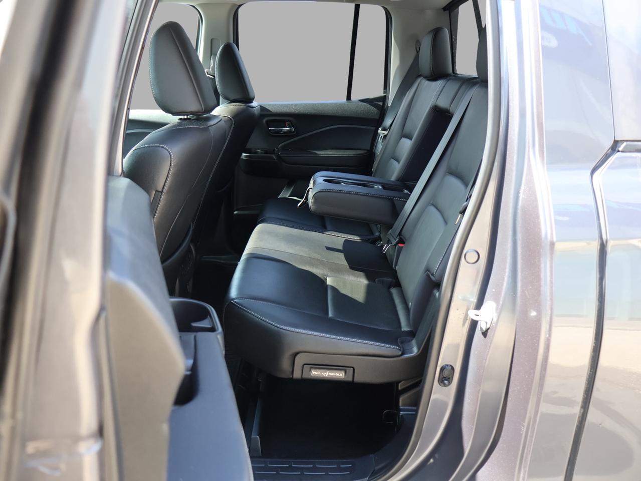 2021 Honda Ridgeline TOURING 4WD CERTIFIED *ACCIDENT FREE* CAMERA NAV BLUETOOTH LEATHER HEATED SEATS SUNROOF CRUISE ALLOYS Photo