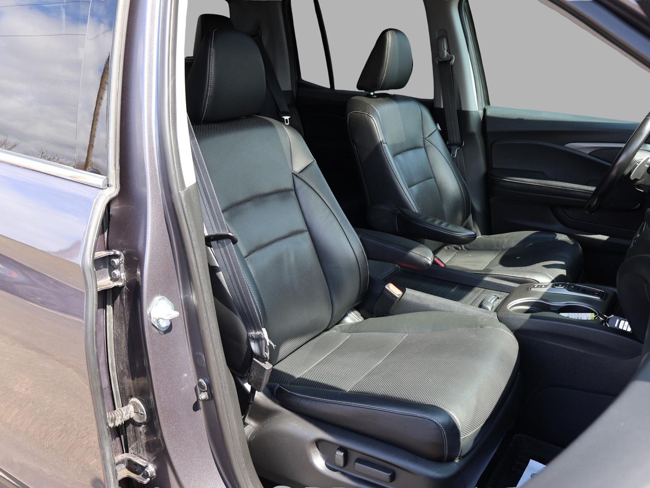 2021 Honda Ridgeline TOURING 4WD CERTIFIED *ACCIDENT FREE* CAMERA NAV BLUETOOTH LEATHER HEATED SEATS SUNROOF CRUISE ALLOYS Photo