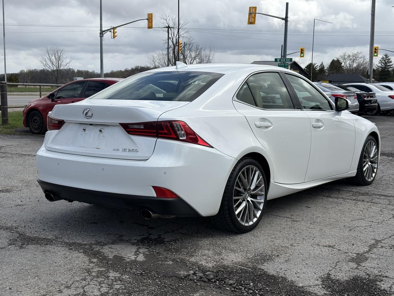 2014 Lexus IS 250 4DR SDN AWD Photo2