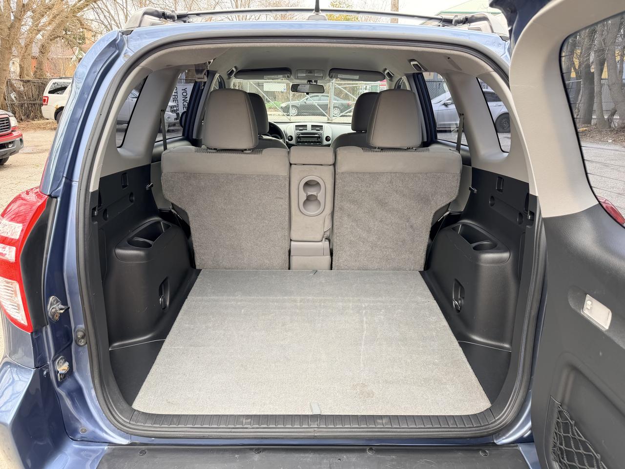 2012 Toyota RAV4 - 4WD Photo