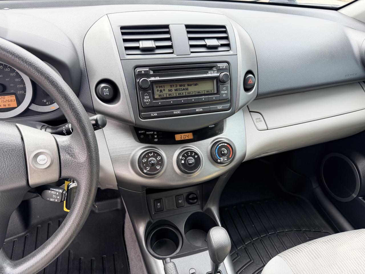 2012 Toyota RAV4 - 4WD Photo