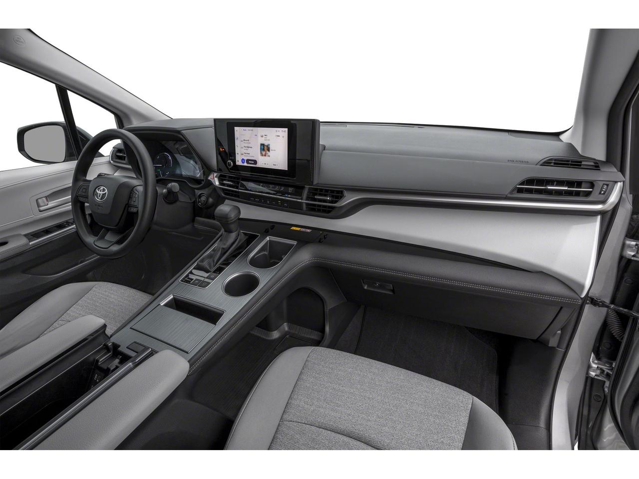 2026 Toyota Sienna LE Photo