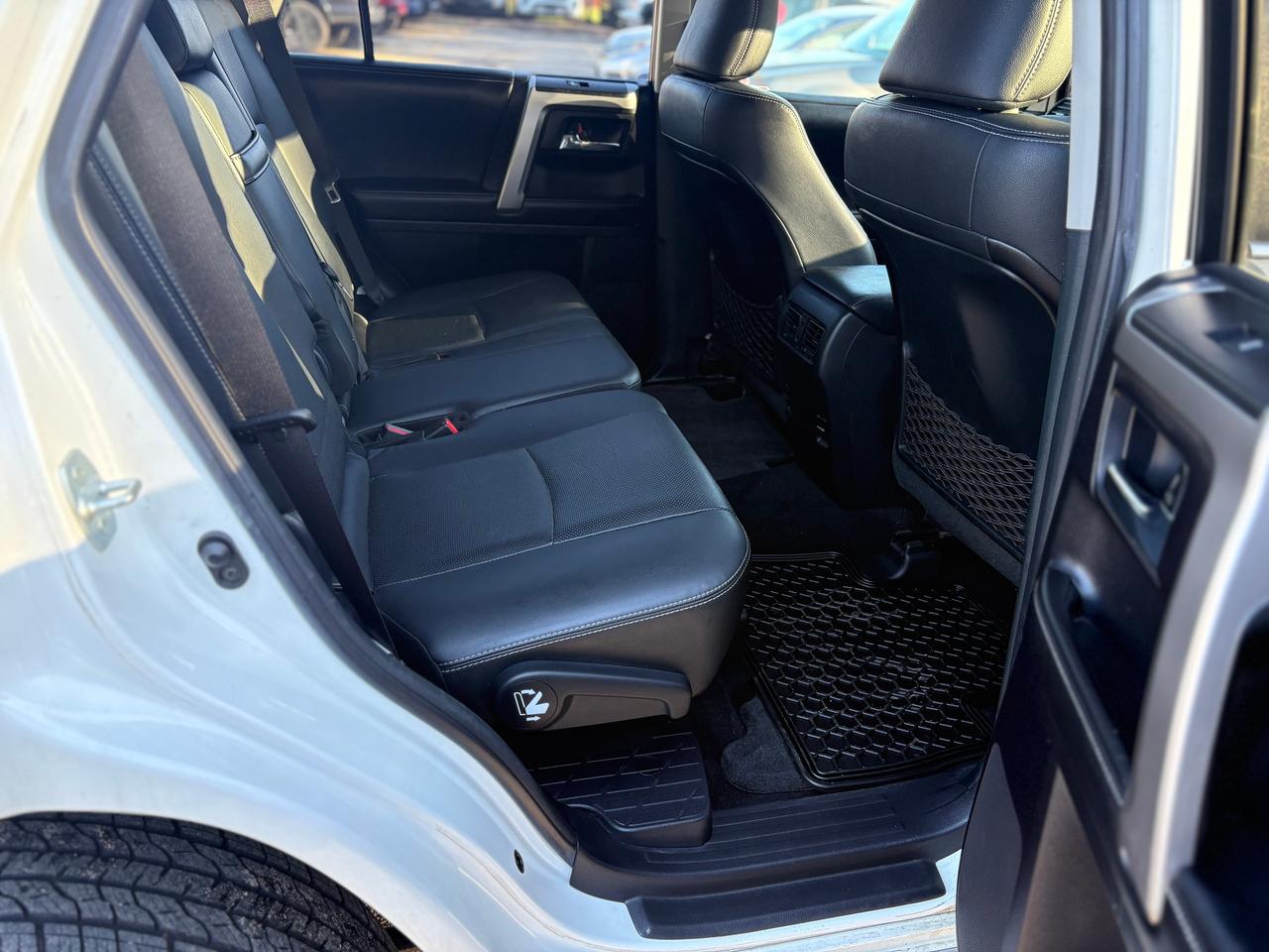 2015 Toyota 4Runner LIMITED,7 PASSENGERS,ONE OWNER,CERTIFIED,WARRANTY Photo
