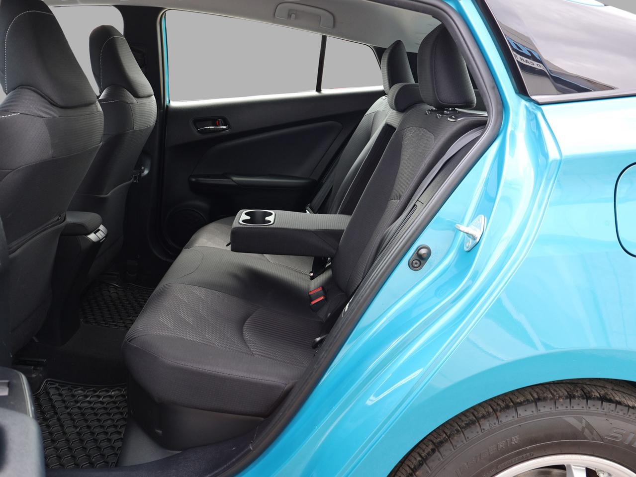 2020 Toyota Prius Prime PREMIUM CERTIFIED CAMERA BLUETOOTH HEATED SEATS CRUISE ALLOYS Photo