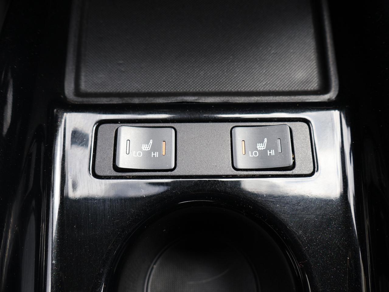 2020 Toyota Prius Prime PREMIUM CERTIFIED CAMERA BLUETOOTH HEATED SEATS CRUISE ALLOYS Photo