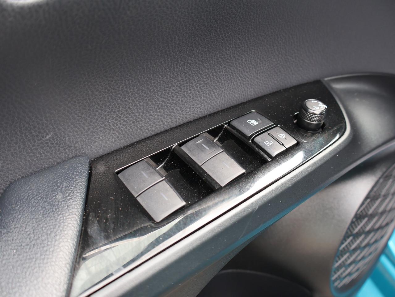 2020 Toyota Prius Prime PREMIUM CERTIFIED CAMERA BLUETOOTH HEATED SEATS CRUISE ALLOYS Photo