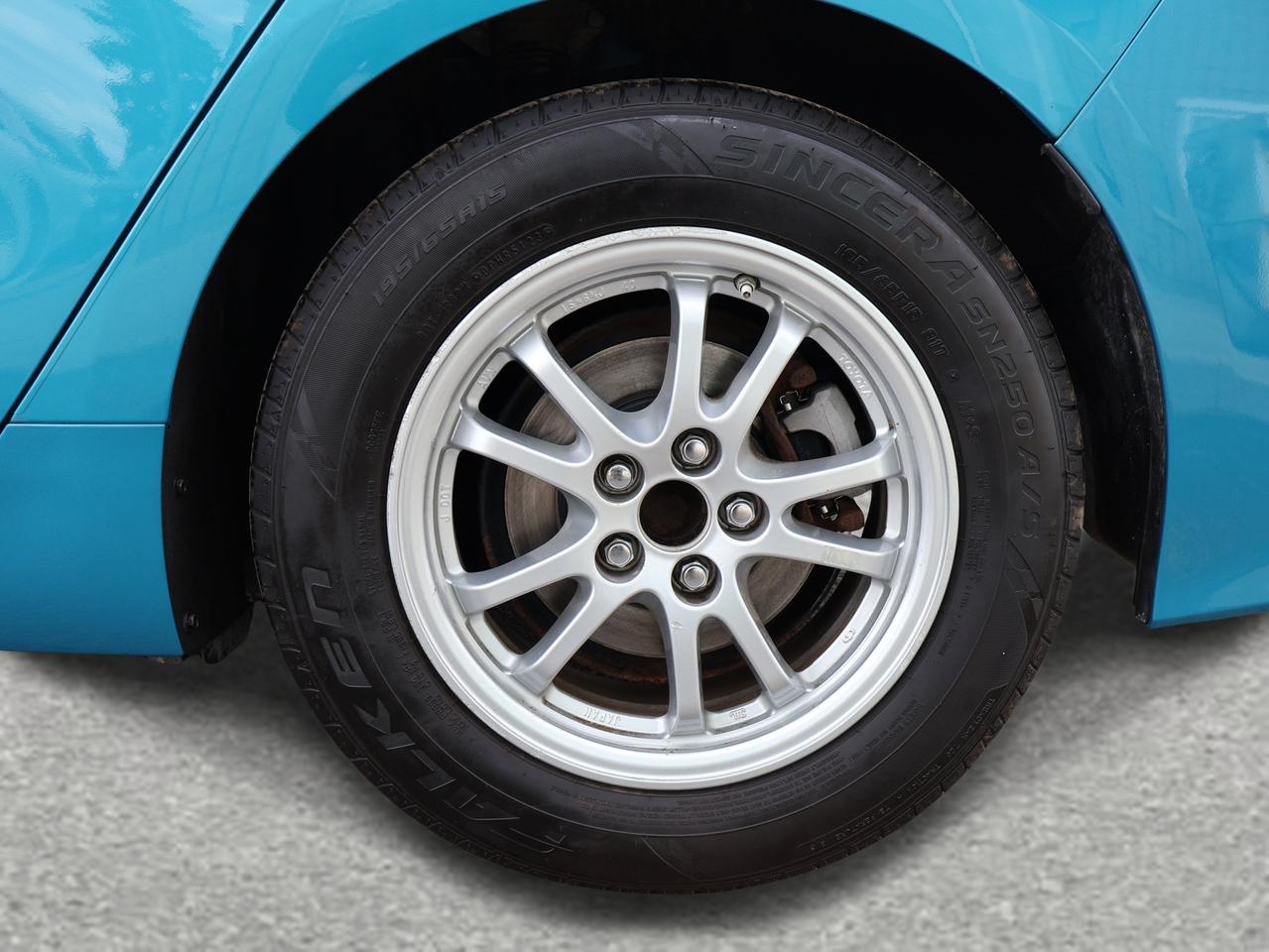 2020 Toyota Prius Prime PREMIUM CERTIFIED CAMERA BLUETOOTH HEATED SEATS CRUISE ALLOYS Photo