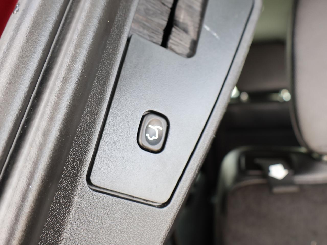 2020 Dodge Grand Caravan SXT-PREMIUM CERTIFIED *1 OWNER*ACCIDENT FREE* DODGE MAINTAIN* CAMERA NAV DVD BLUETOOTH LEATHER HEATED SEATS CRUISE ALLOYS Photo