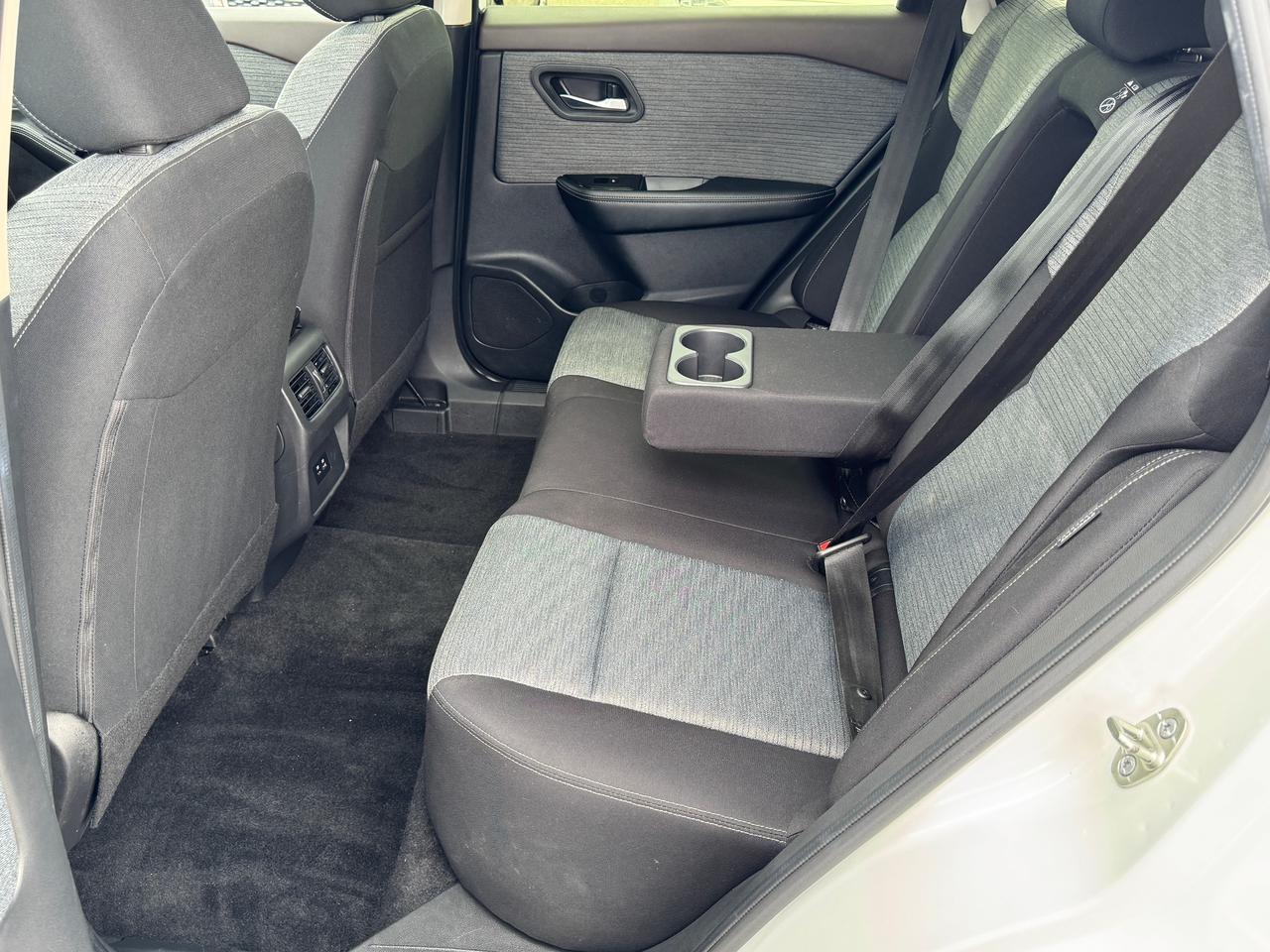 2023 Nissan Rogue SV Moonroof AWD+ONE OWNER+CLEAN CARFAX Photo