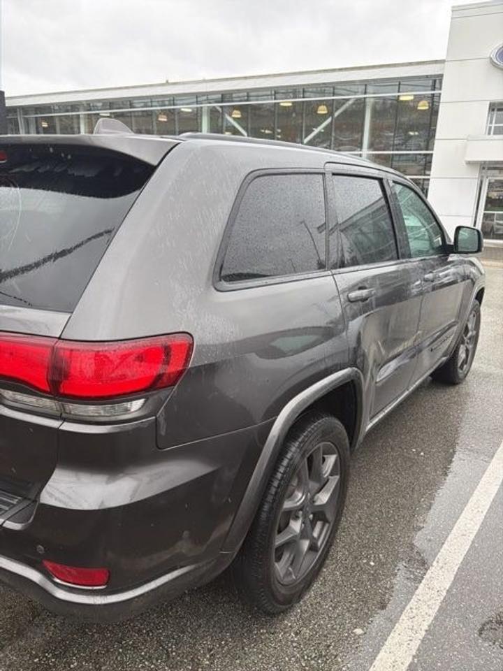 2021 Jeep Grand Cherokee 80th Anniversary Edition Photo