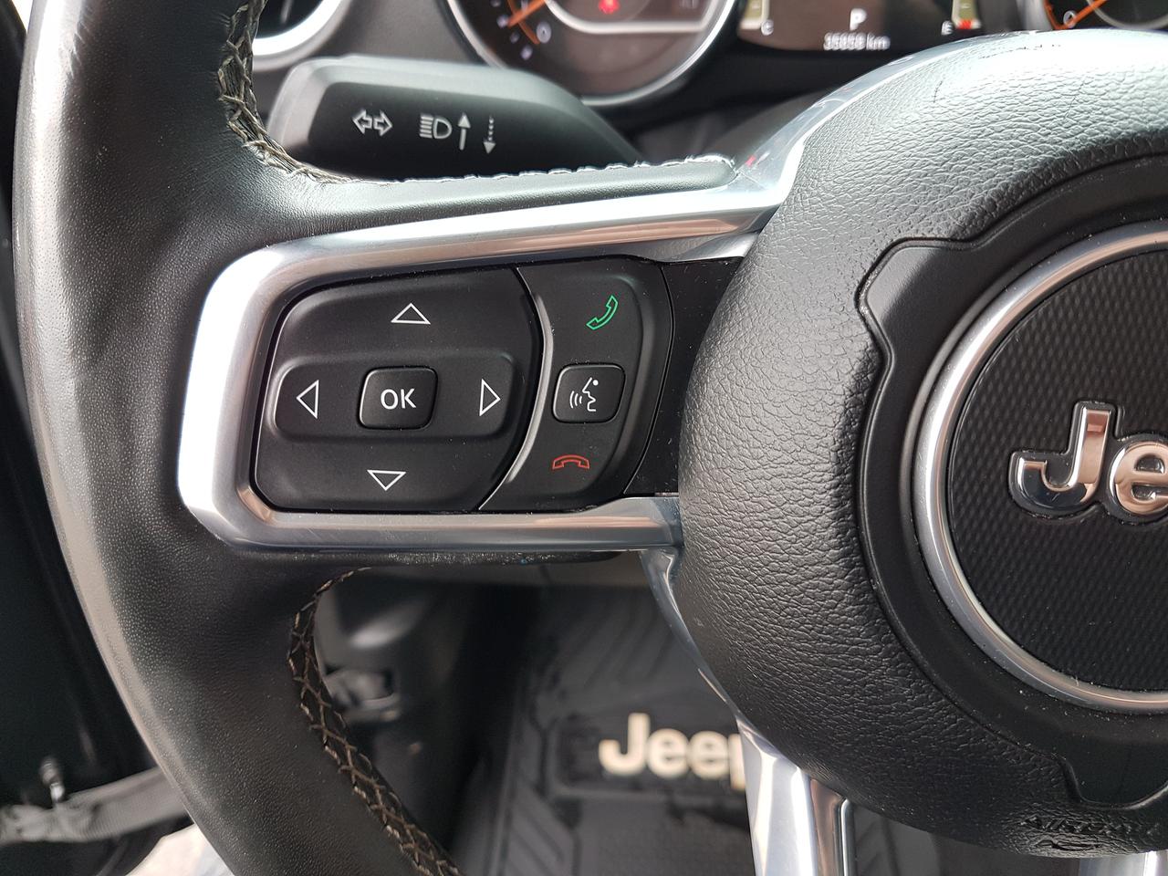 2023 Jeep Wrangler Unlimited Sahara *LEATHER-NAVIGATION* Photo