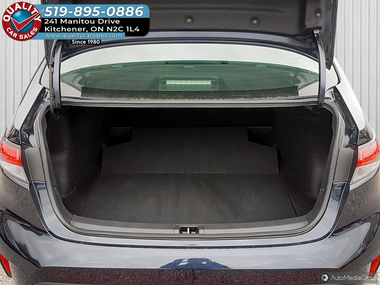 2021 Toyota Corolla LE *SUNROOF* Photo