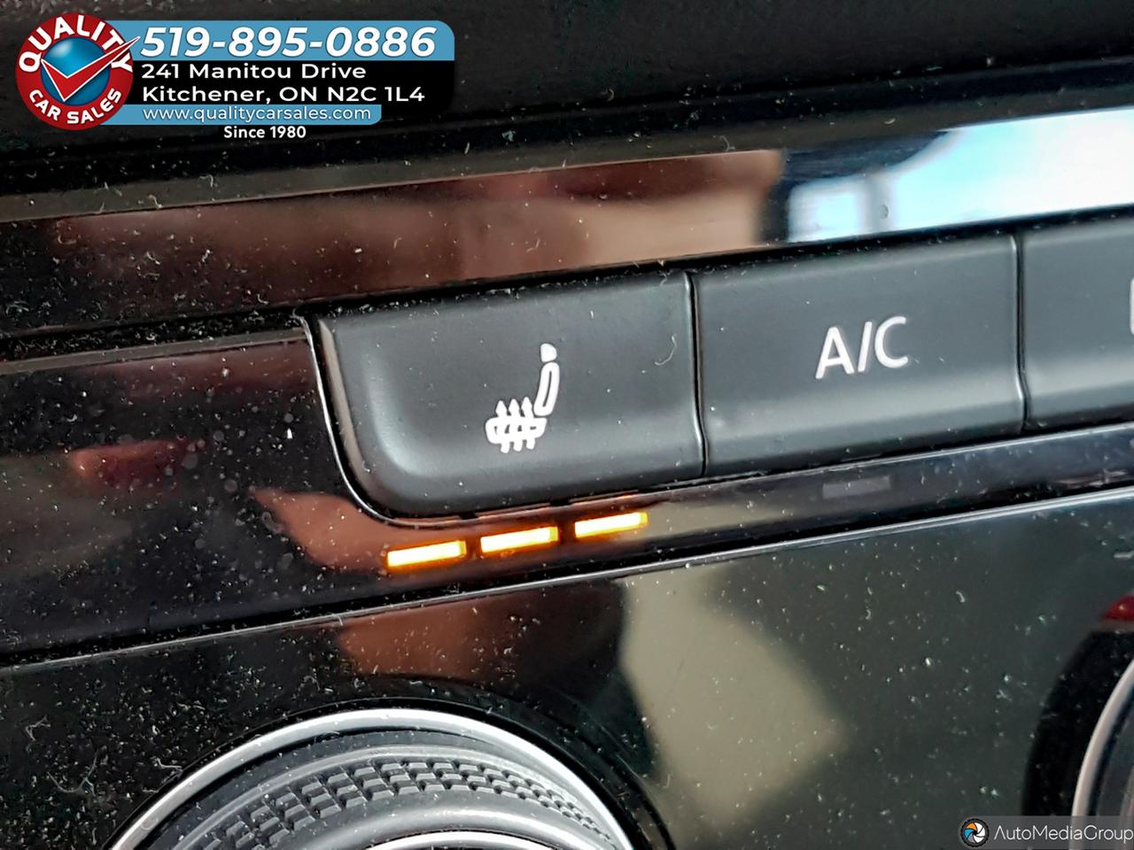 2024 Volkswagen Taos Trendline *HEATED SEATS* Photo
