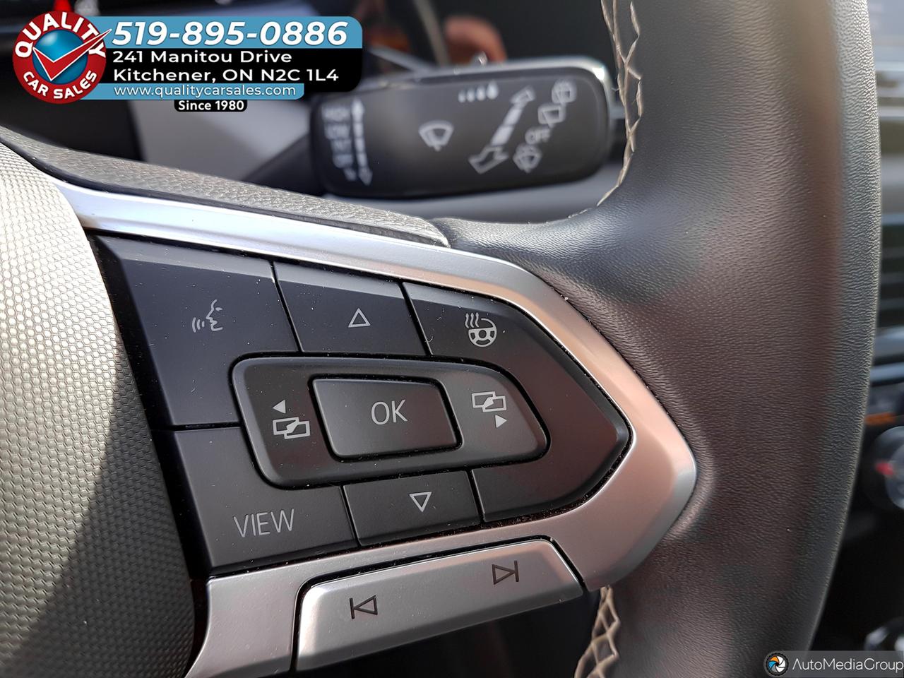 2024 Volkswagen Taos Trendline *HEATED SEATS* Photo