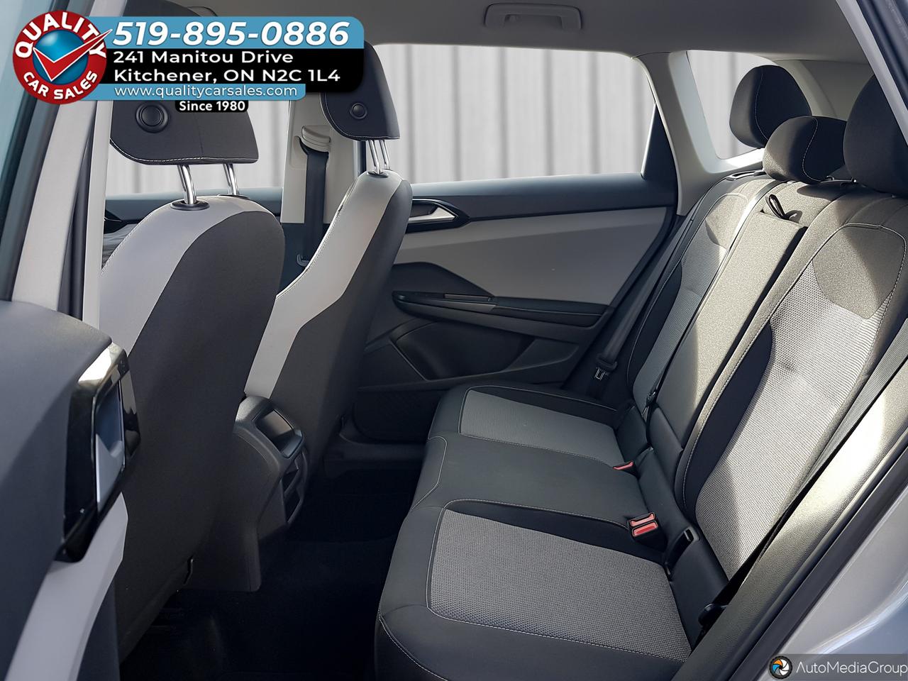 2024 Volkswagen Taos Trendline *HEATED SEATS* Photo