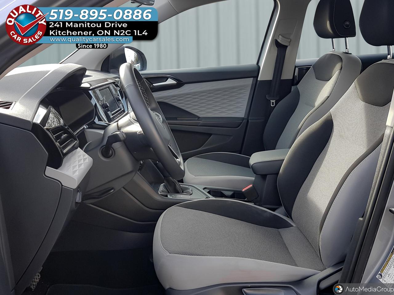 2024 Volkswagen Taos Trendline *HEATED SEATS* Photo