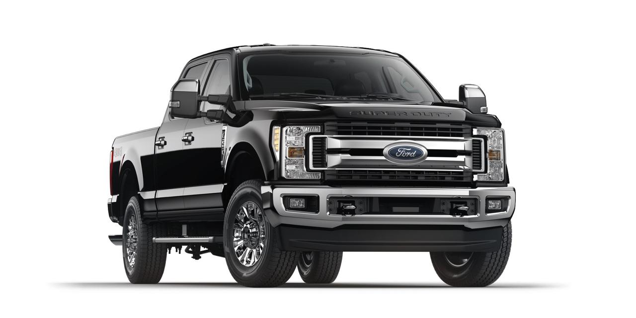 2017 Ford F-250 XLT 4WD Crew Cab 6.75' Box Photo3