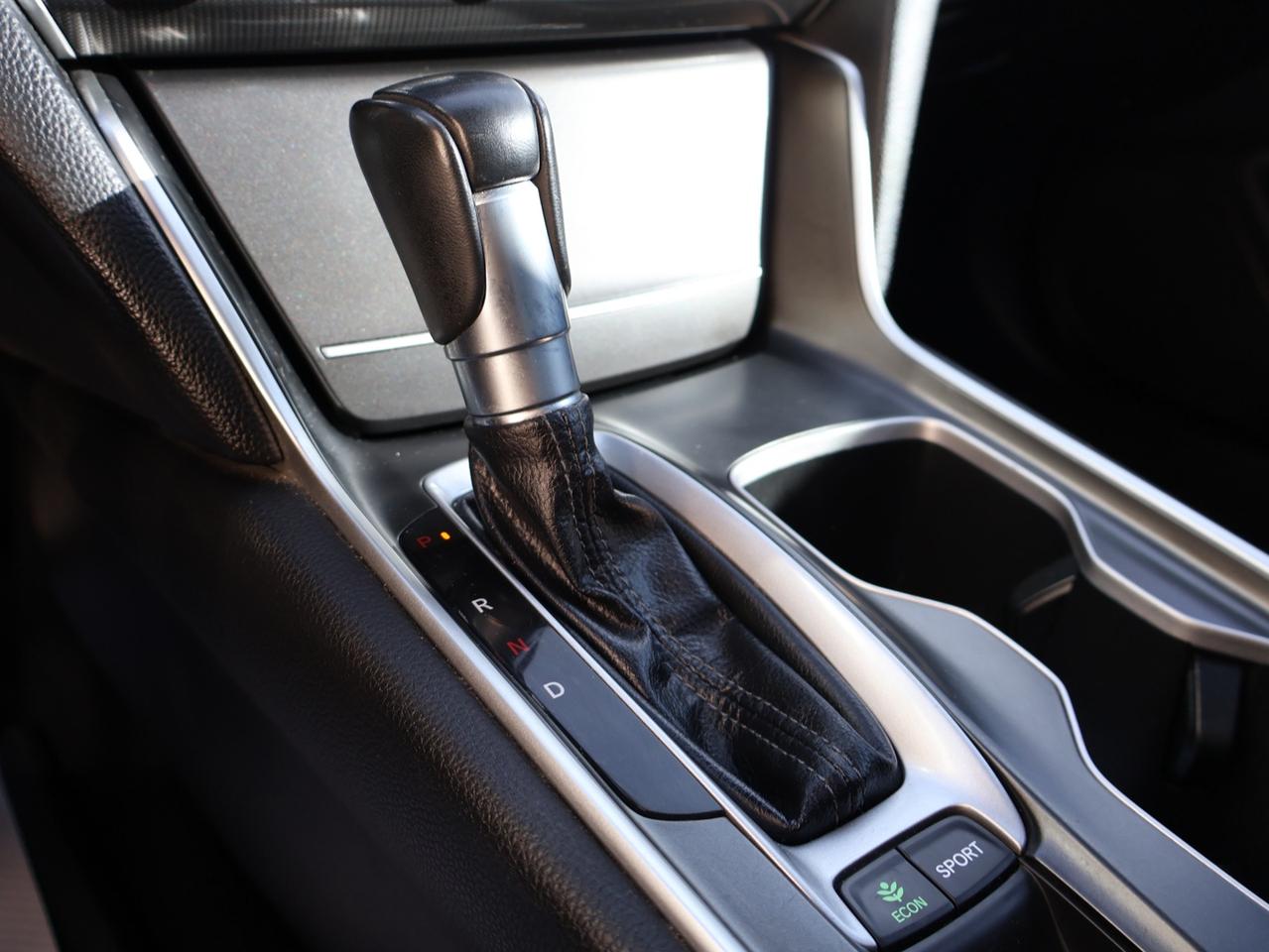 2018 Honda Accord SPORT CERTIFIED *ACCIDENT FREE*HONDA MAINTAIN* CAMERA BLUETOOTH LEATHER HEATED SUNROOF CRUISE ALLOYS Photo