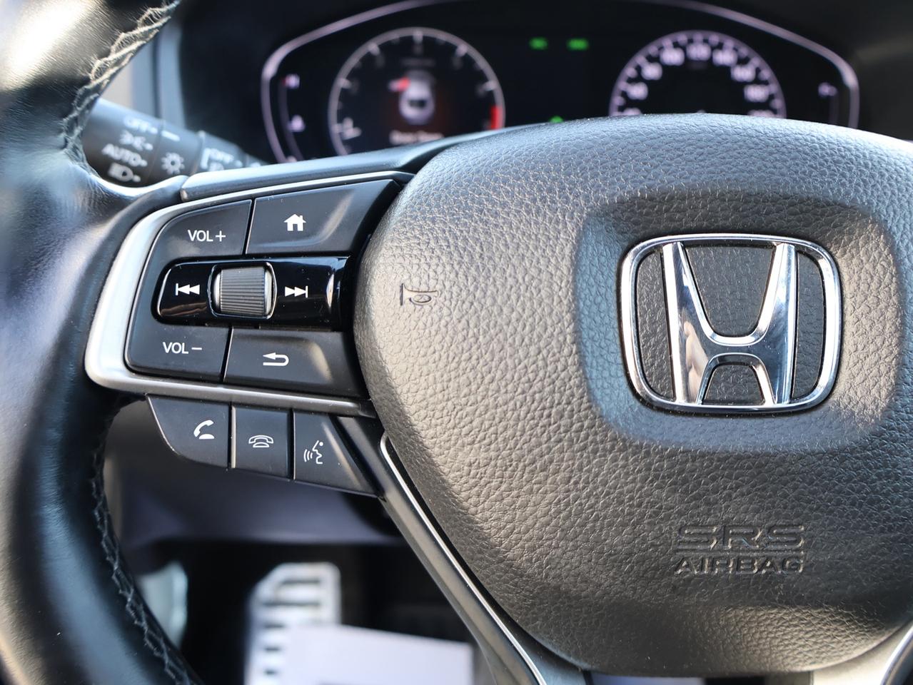 2018 Honda Accord SPORT CERTIFIED *ACCIDENT FREE*HONDA MAINTAIN* CAMERA BLUETOOTH LEATHER HEATED SUNROOF CRUISE ALLOYS Photo