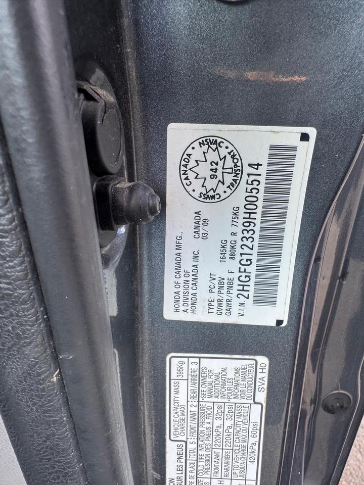2009 Honda Civic DX-G, AUTO, ONLY 85KMS, REBUILT TITLE, CERT Photo