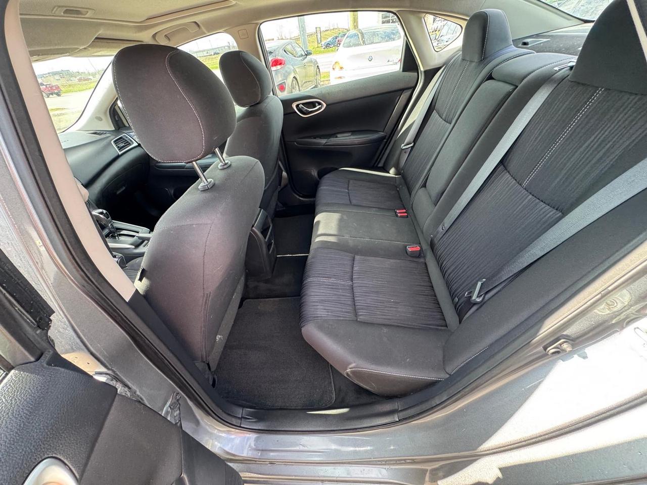 2017 Nissan Sentra S Photo