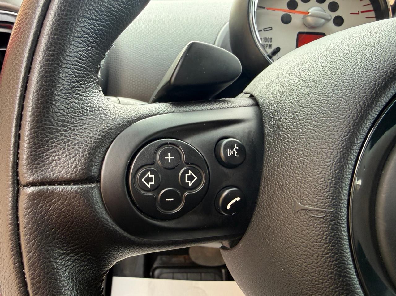 2012 MINI Cooper Countryman FWD 4dr Photo