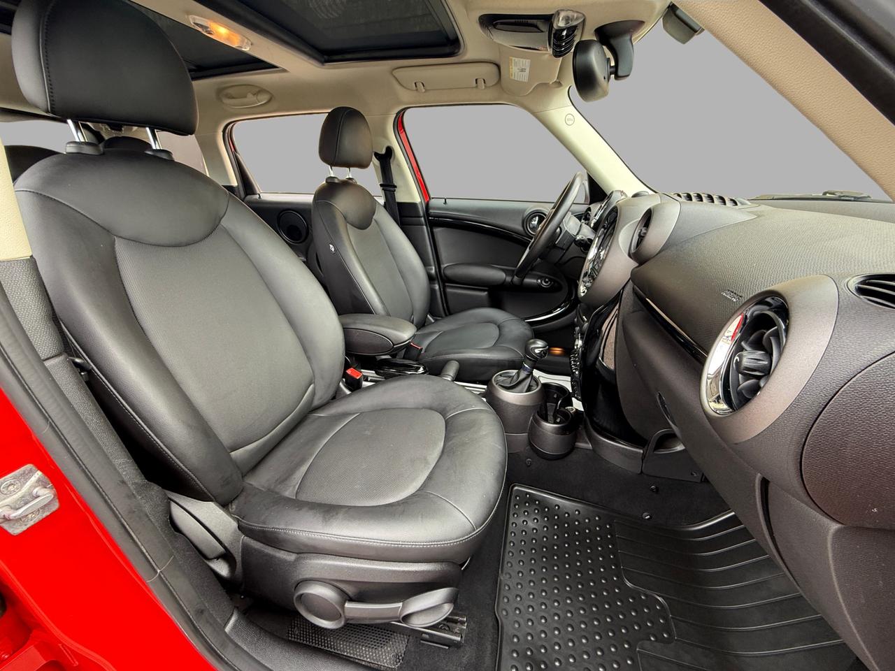 2012 MINI Cooper Countryman FWD 4dr Photo