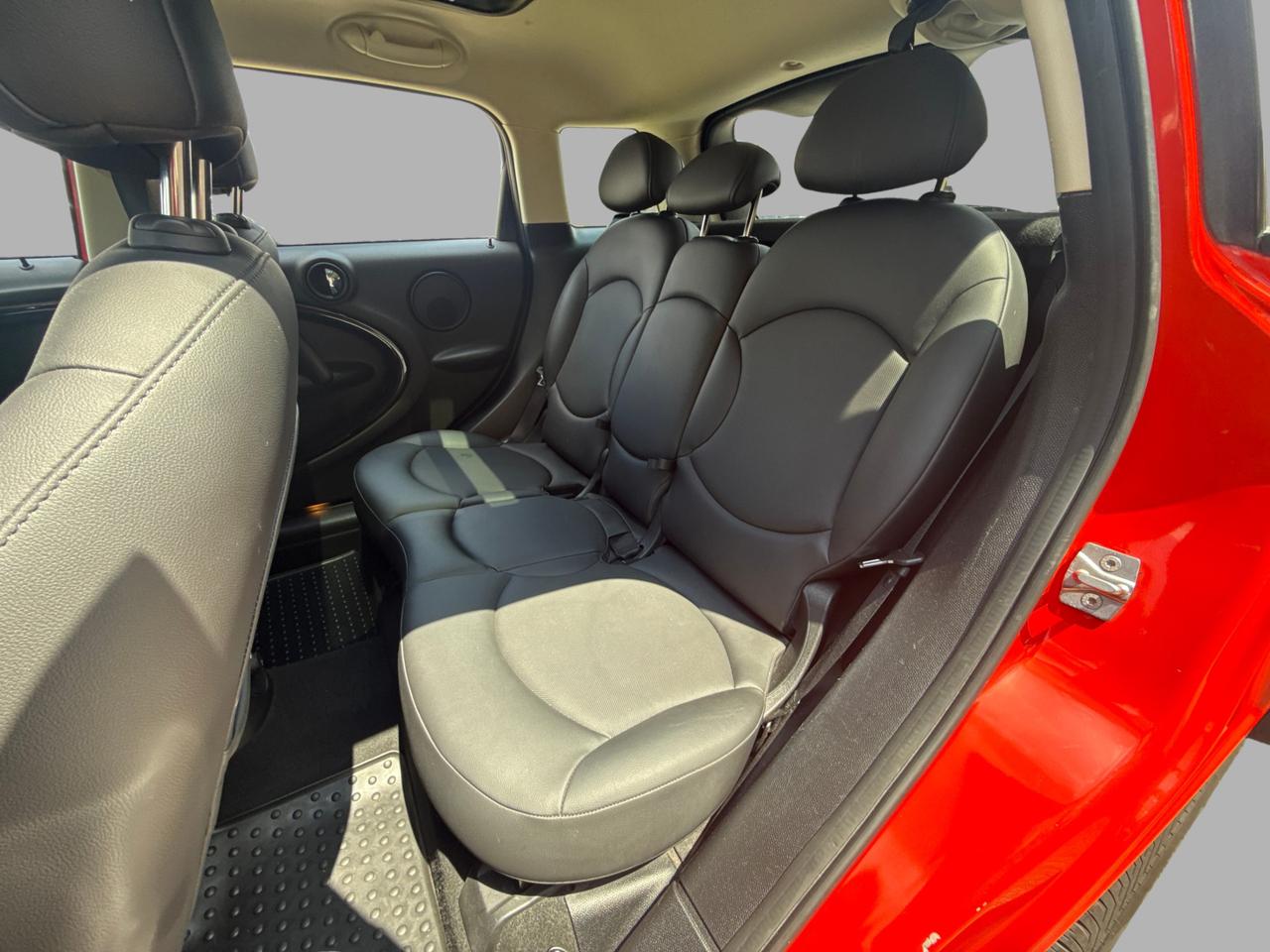 2012 MINI Cooper Countryman FWD 4dr Photo