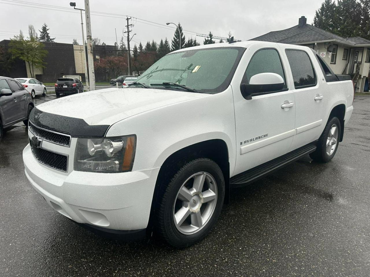 Used 2008 Chevrolet Avalanche 4WD Crew Cab LT for sale in Surrey, BC