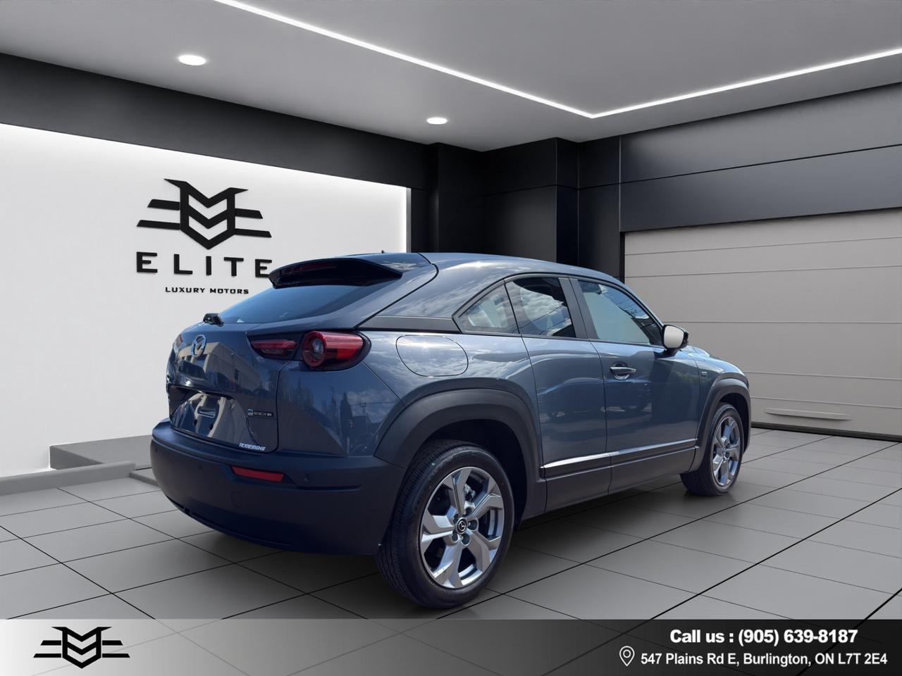 2023 Mazda MX-3 0 EV GS - ELECTRIC - BLIND SPOT MONITOR - LOW KMS !!! Photo