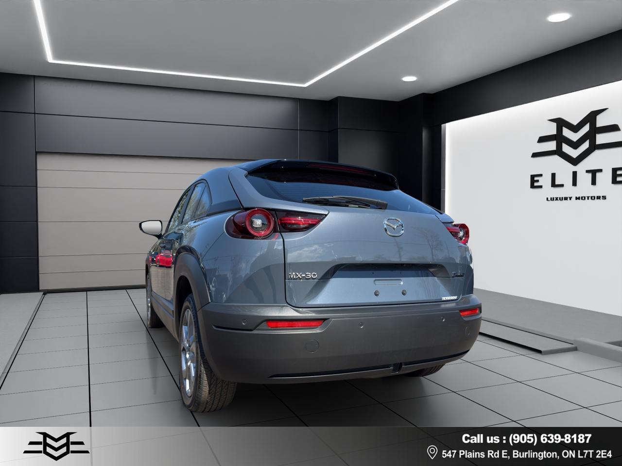 2023 Mazda MX-3 0 EV GS - ELECTRIC - BLIND SPOT MONITOR - LOW KMS !!! Photo