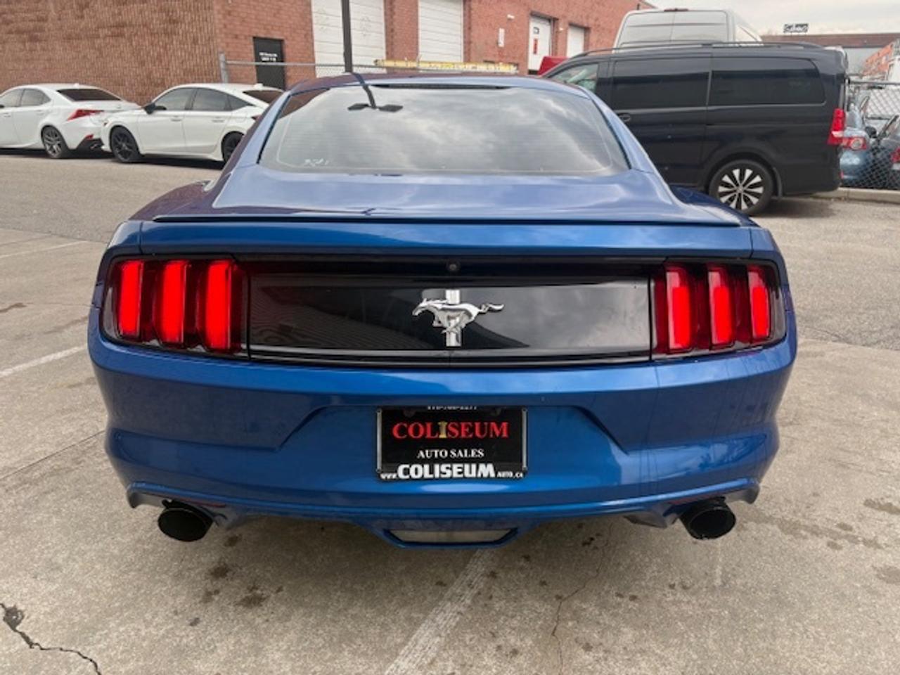 2017 Ford Mustang V6 FASTBACK-AUTOMATIC-CAMERA-REMOTE START-CERTIFIED!! Photo