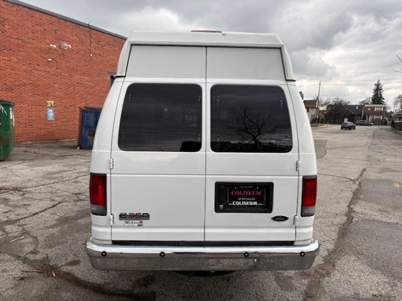 2007 Ford Econoline E-350 **ONLY 40,000KM-BRAUN WHEEL CHAIR-HIGH ROOF** Photo3