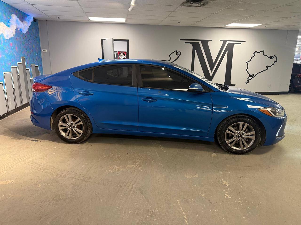 2018 Hyundai Elantra GL Auto, 29 DEALER SERVICE RECORDS Photo