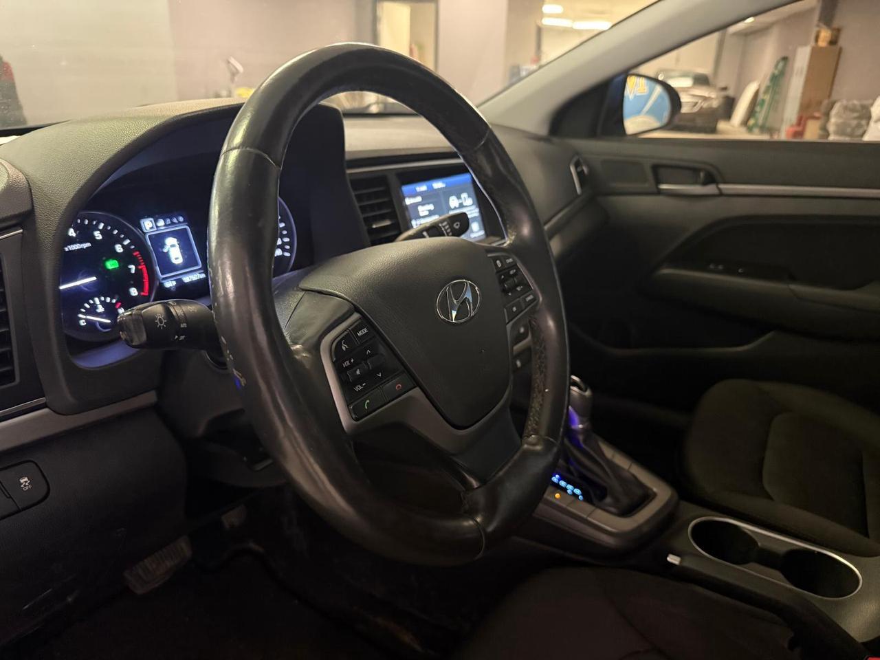 2018 Hyundai Elantra GL Auto, 29 DEALER SERVICE RECORDS Photo