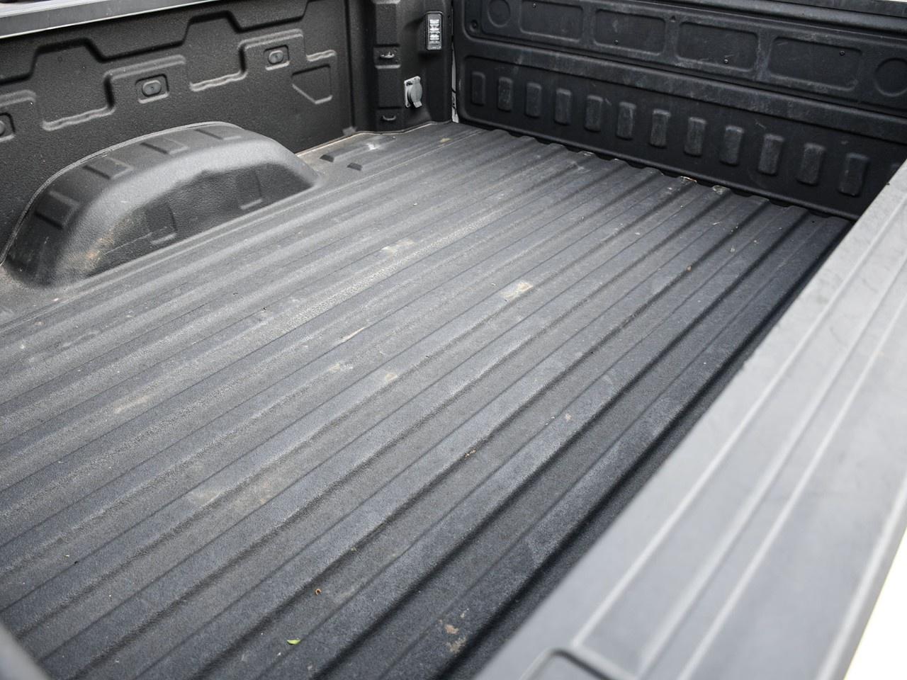 2024 Chevrolet Silverado 2500 HD 4WD Crew Cab Standard Box LT Photo