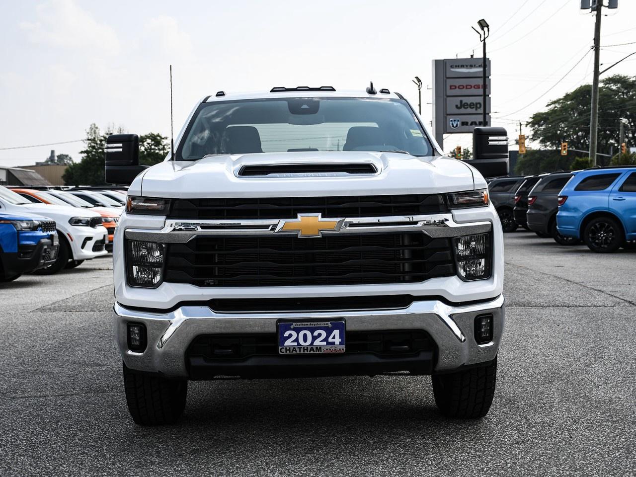 2024 Chevrolet Silverado 2500 HD 4WD Crew Cab Standard Box LT Photo
