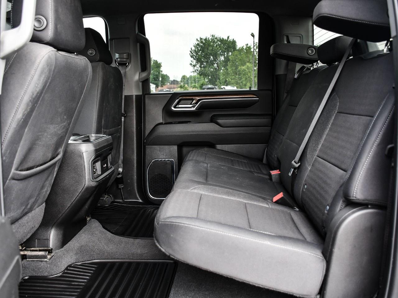 2024 Chevrolet Silverado 2500 HD 4WD Crew Cab Standard Box LT Photo
