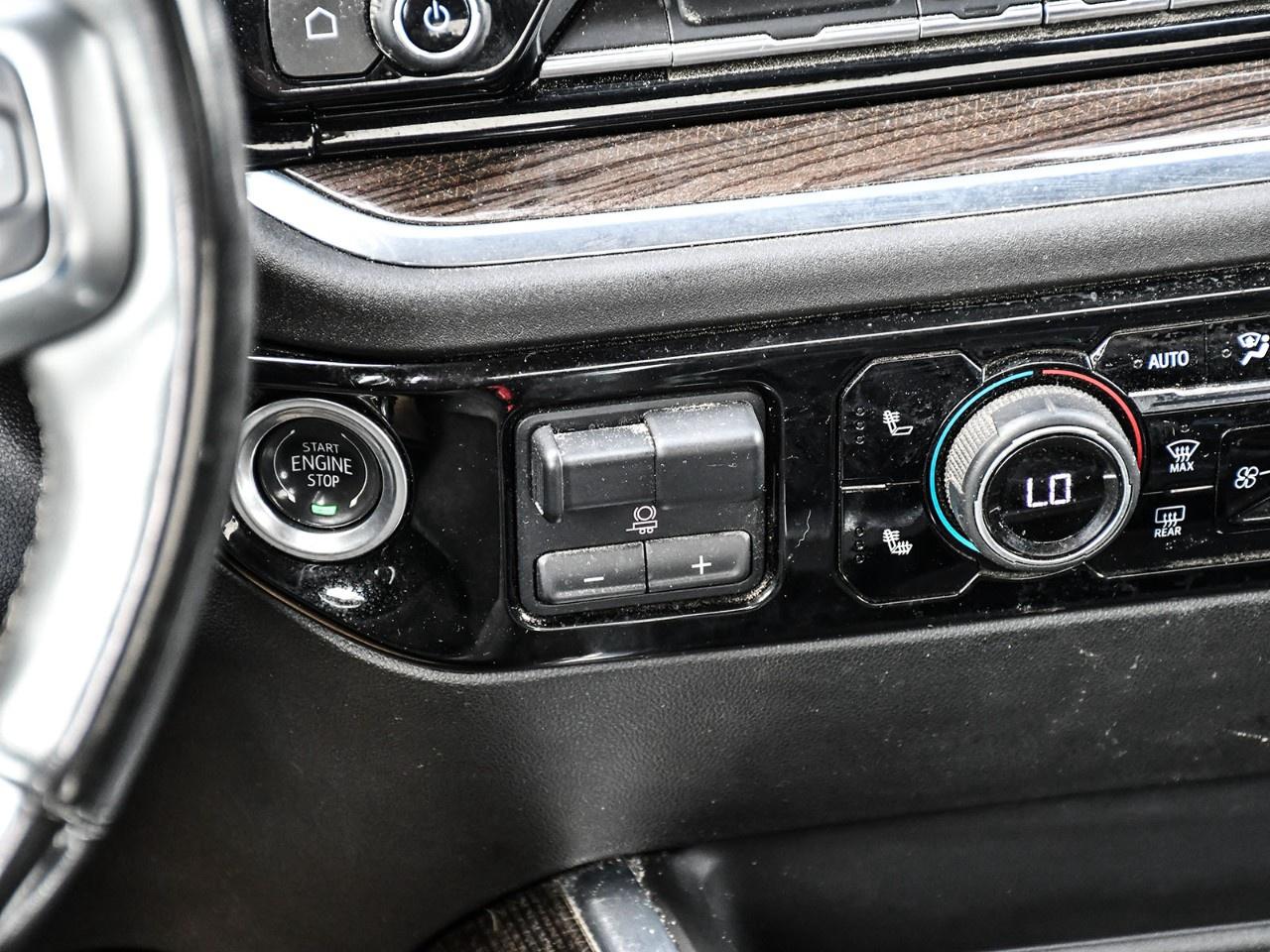 2024 Chevrolet Silverado 2500 HD 4WD Crew Cab Standard Box LT Photo
