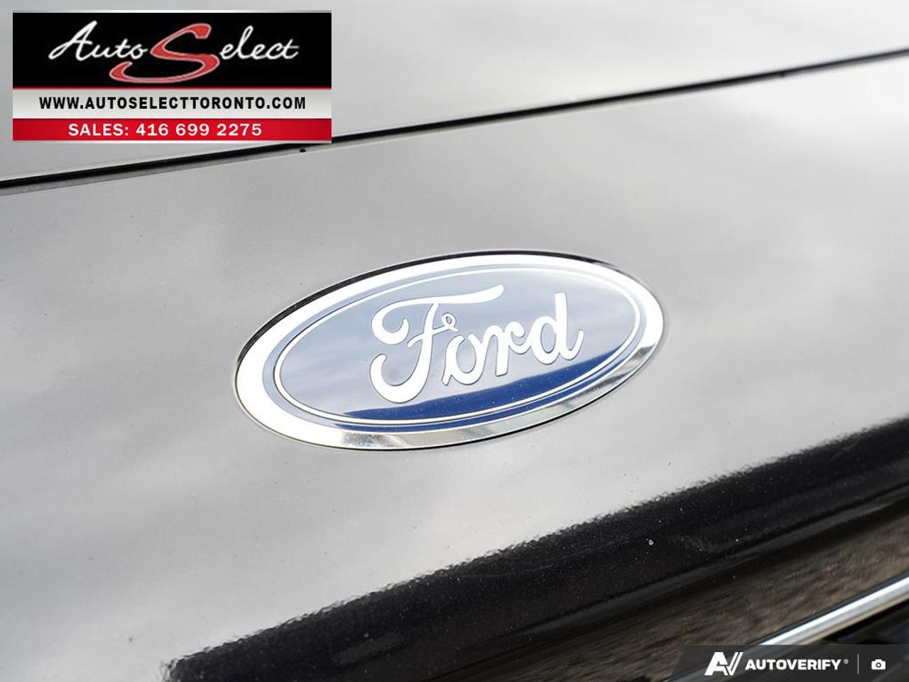 2020 Ford Escape SE AWD - Apple Carplay - Andoid Auto - Well Maintaine Photo